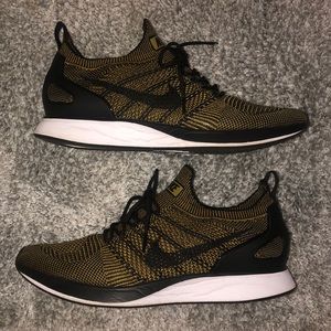 Nike air zoom Mariah flyknit racer